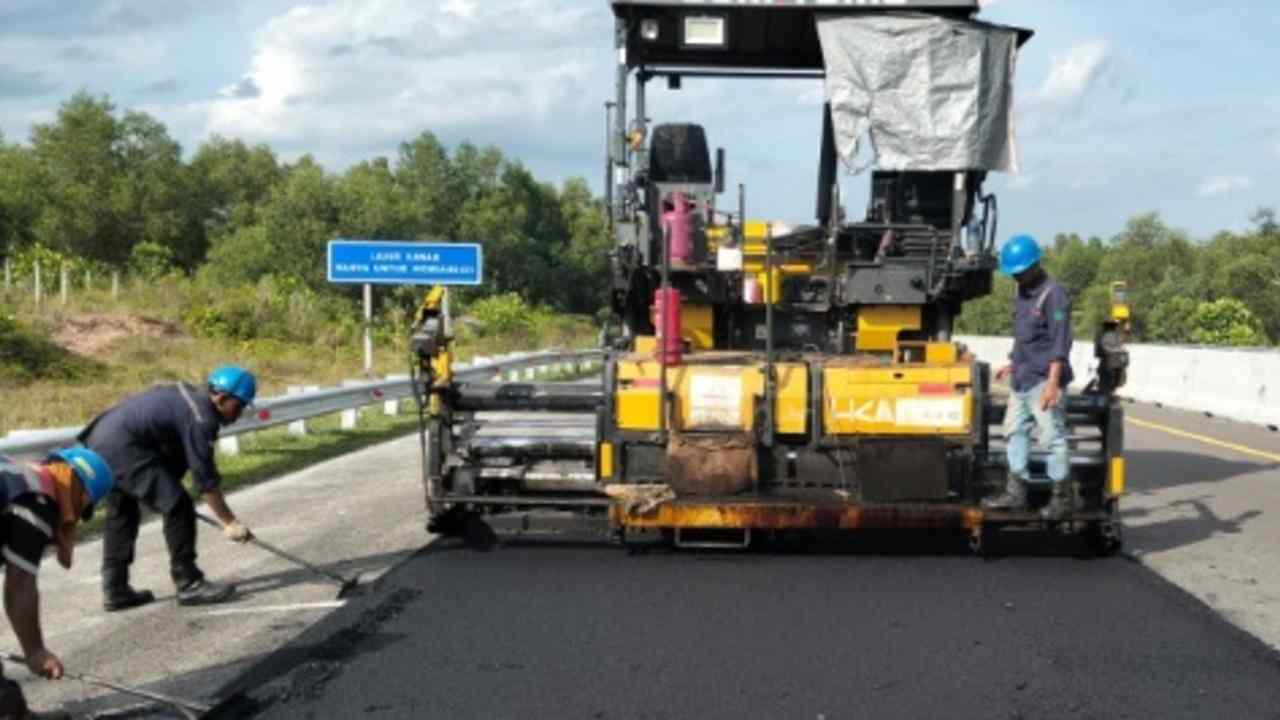 Arus Mudik Aman? Hutama Karya Lakukan Pemeliharaan Intensif Tol Pekanbaru–Dumai
