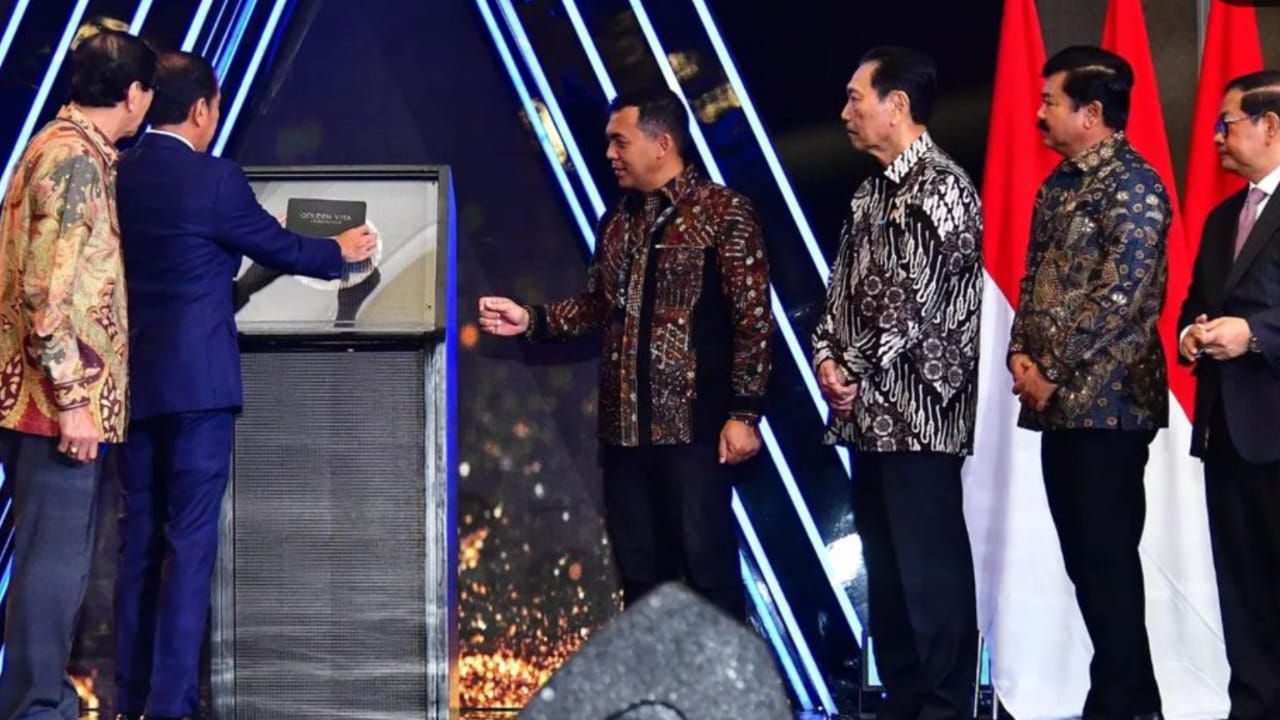Golden Visa Indonesia Resmi Diluncurkan, Presiden Jokowi Sebut Sudah 300 WNA yang Antri