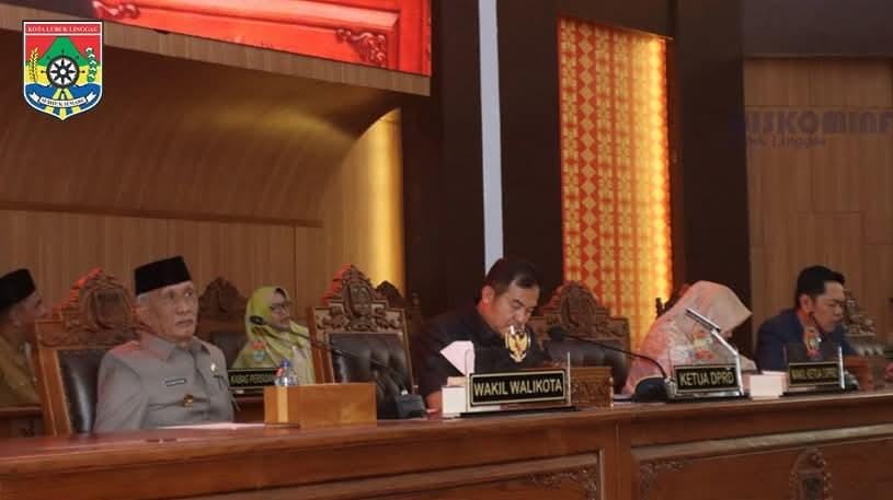 Wawako Sampaikan Jawaban Eksekutif Atas Pemandangan Umum Fraksi Dewan Terhadap LKPJ Wali Kota 2024