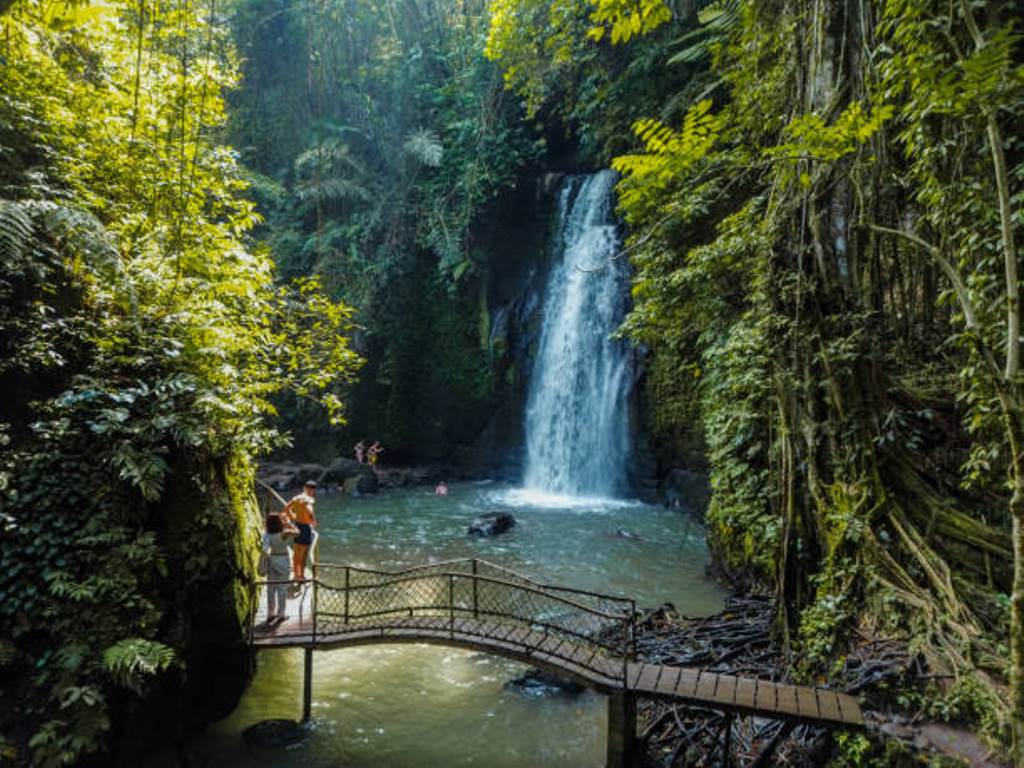 SURGA TERSEMBUNYI! 5 Objek Wisata Terbaik di Sumba Barat Ini Bikin Lupa Pulang