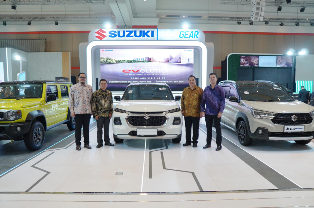 Suku Bunga Turun, Suzuki Tawarkan 3 Mobil Unggulan di GIIAS Bandung 2024