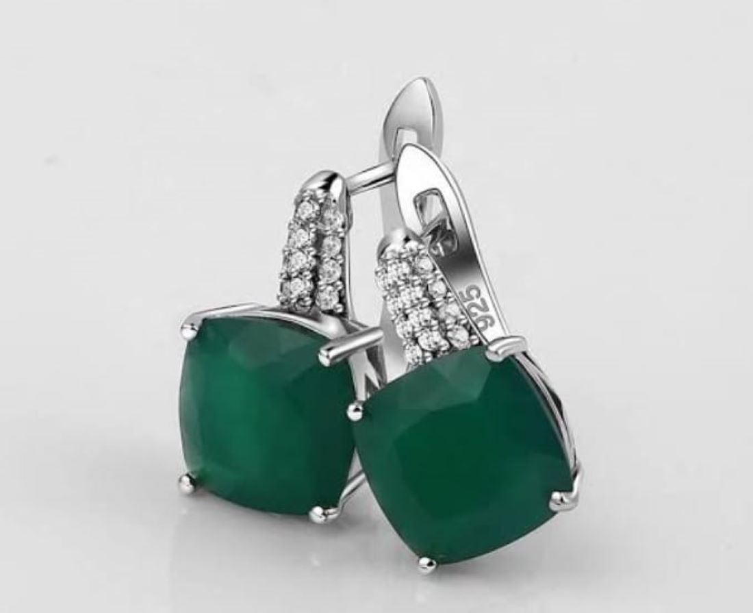 CANTIK! Ini 3 Pilihan Anting Batu Akik untuk Wanita