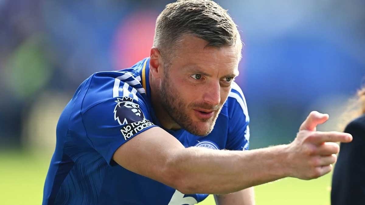Striker Veteran Jamie Vardy Terlihat di Spanyol Usai Leicester Terdegradasi 