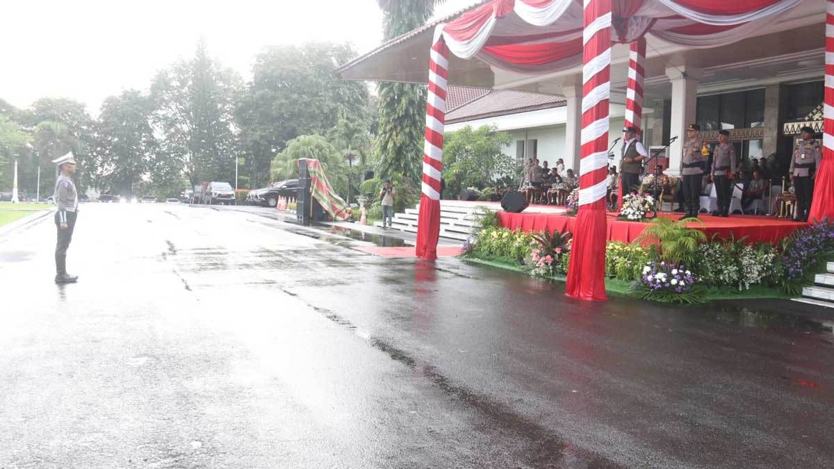 Mudik dan Liburan Nataru? Polda Sumsel Minta Warga Simpan Nomor Darurat Ini