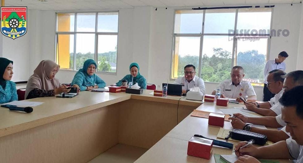 Sekda Lubuk Linggau H Trisko Defriyansa Pimpin Rapat Pembentukan Kepengurusan TP Posyandu