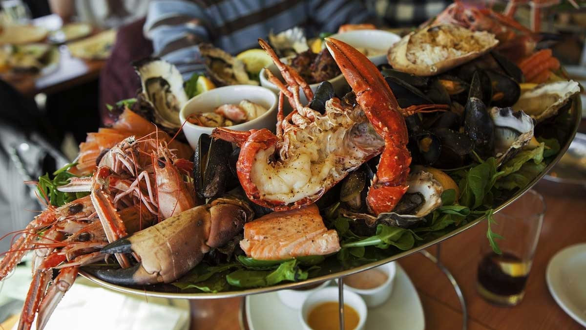 Rekomendasi 7 Tempat Wisata Kuliner Seafood di Lampung, Murah, Lezat, dan  Pas Buat Satu Keluarga