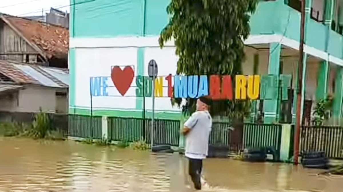 13 SD dan 6 SMP di Muratara Terendam Banjir, Wakil Bupati Muratara Sebut Banjir 2024 Terbesar Sepanjang Masa