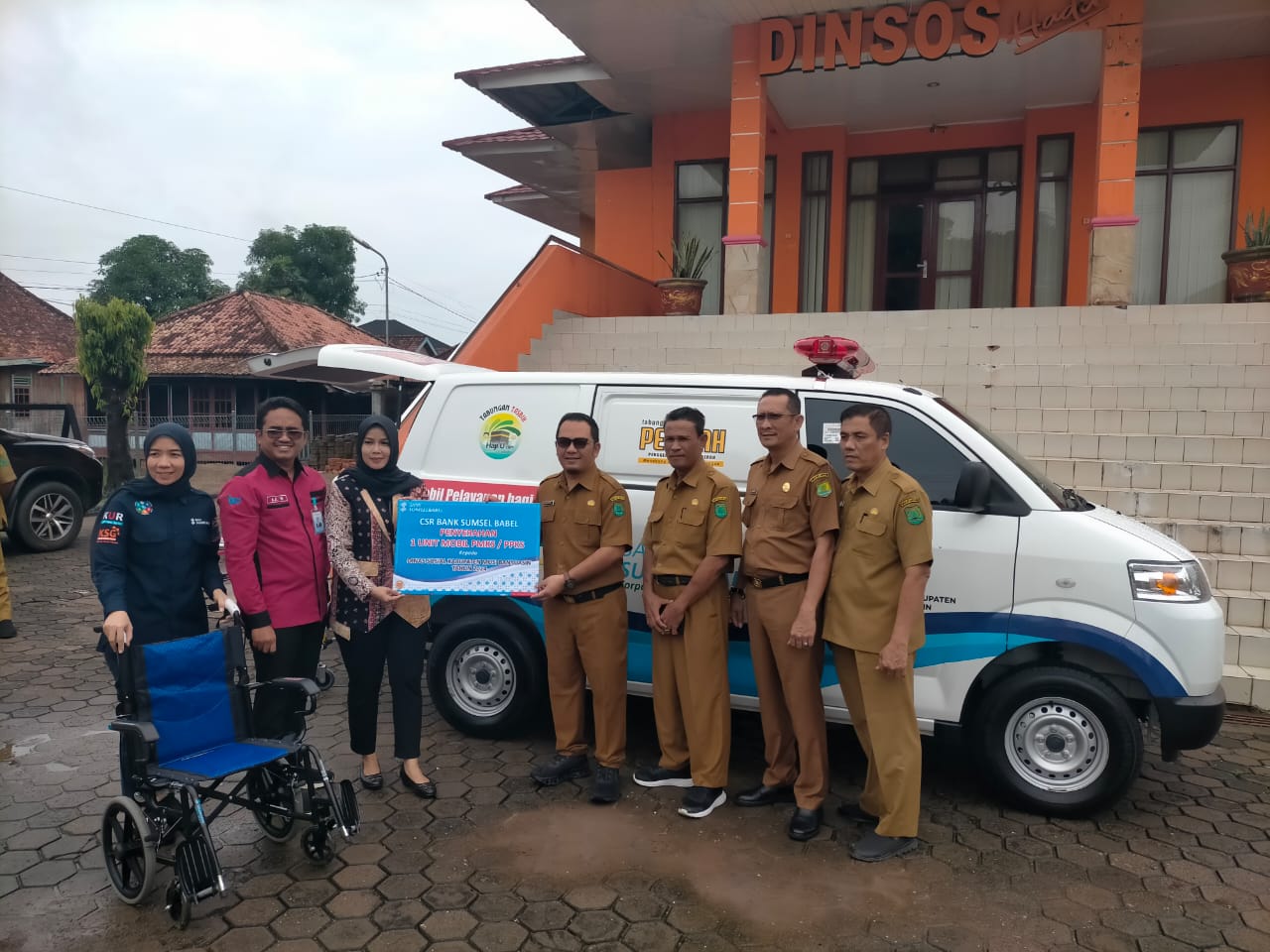 Momen Akhir Tahun 2024, Dinsos Muba Terima CSR Bank SumselBabel