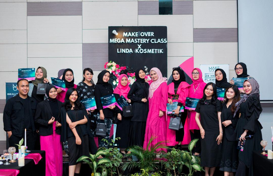 MAKE OVER Mega Mastery Class bersama Linda Kosmetik