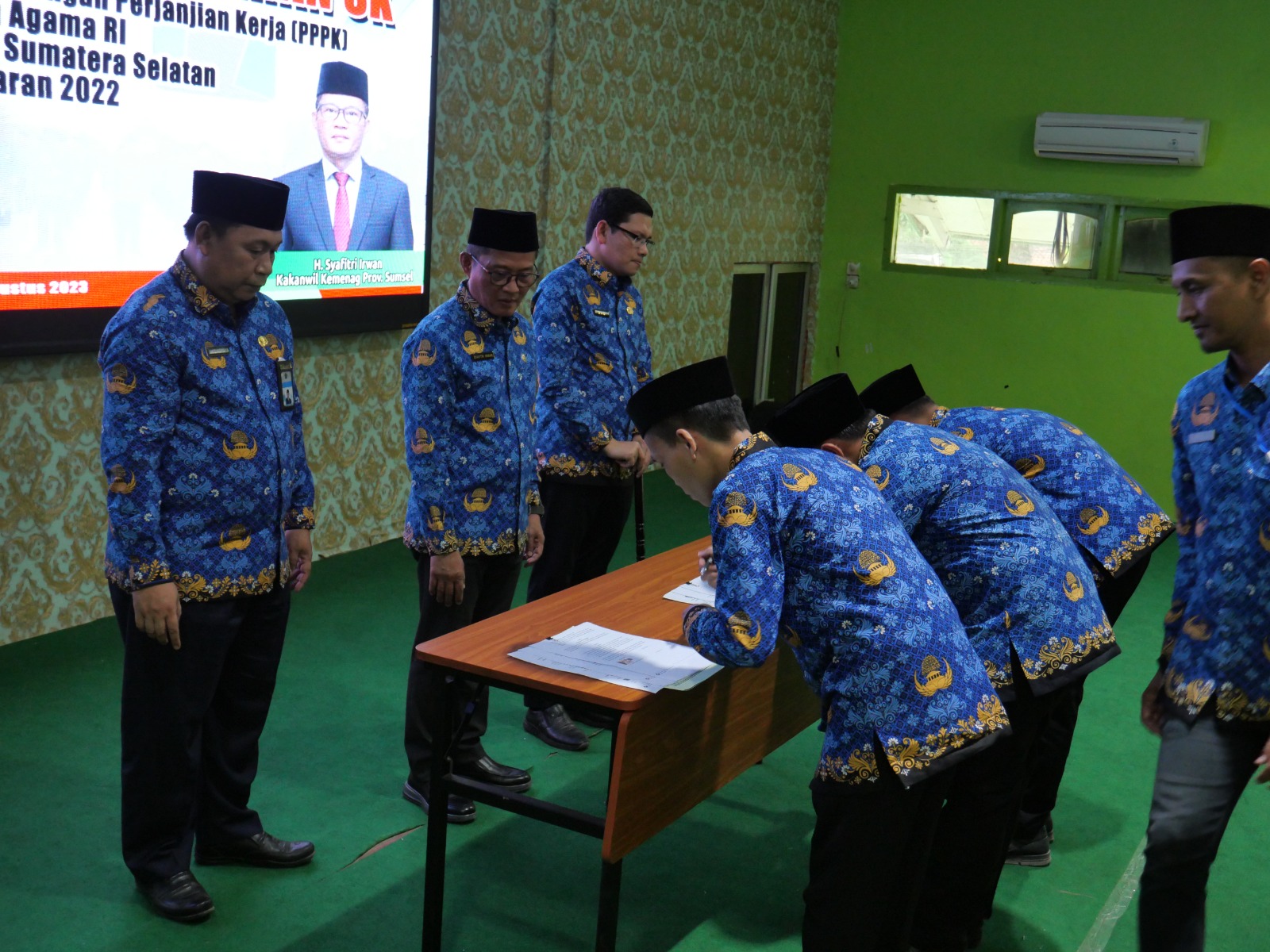 Selamat, 817 PPPK Kemenag Sumsel Terima SK Pengangkatan