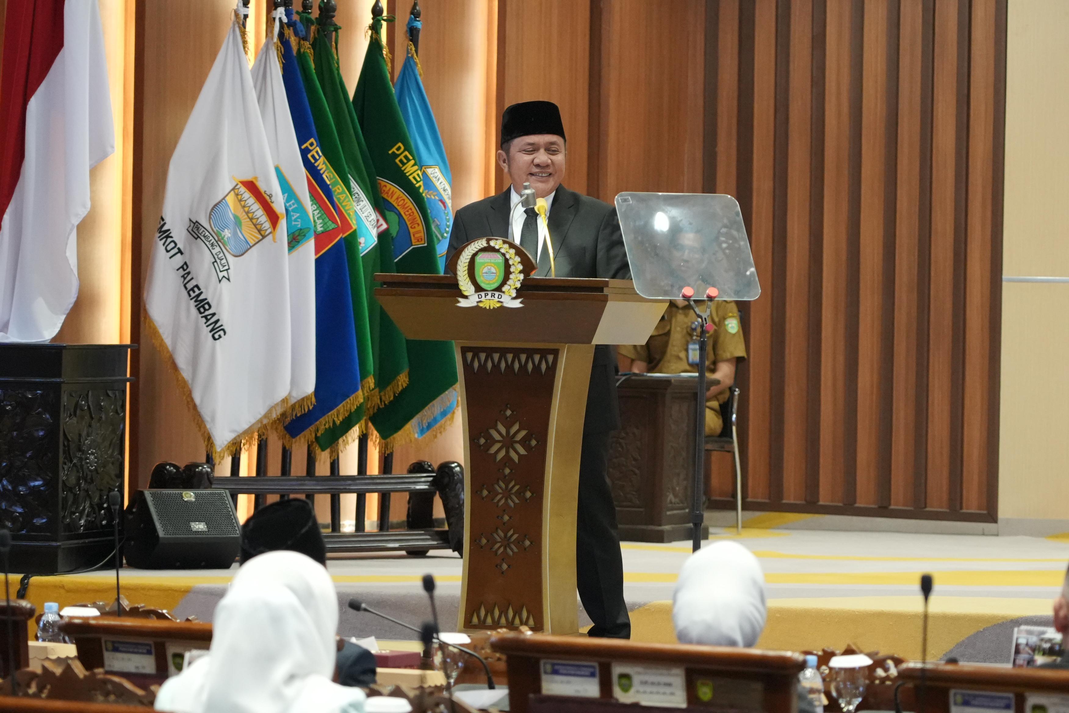 Gubernur Herman Deru Paparkan Strategi Optimalisasi Keuangan Daerah di Rapat Paripurna DPRD Sumsel