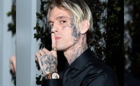  Penyanyi Aaron Carter Ditemukan Meninggal Dunia 