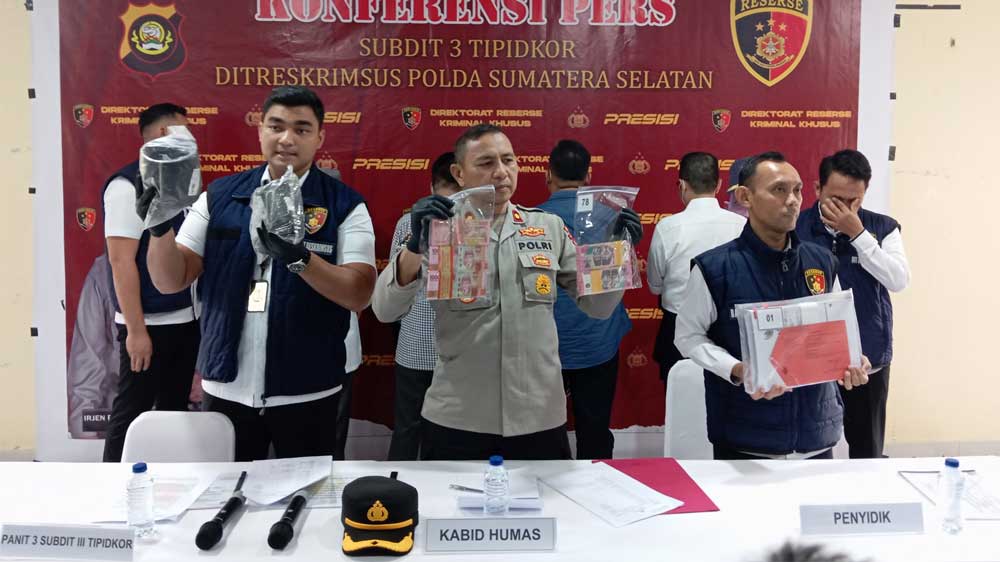 Dinyatakan Lengkap, Polda Sumsel Serahkan Berkas dan 4 Tersangka Dugaan Korupsi Jargas Palembang ke JPU