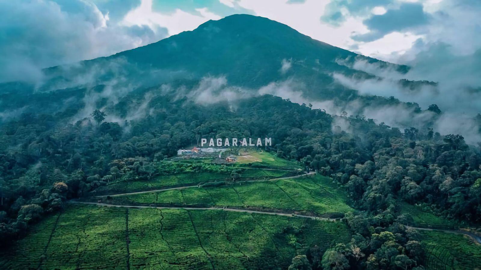 Rekomendasi 5 Tempat Liburan Akhir Tahun di Sumatera Selatan, Ada Wisata Gunung Hingga Kampung Warna Warni 