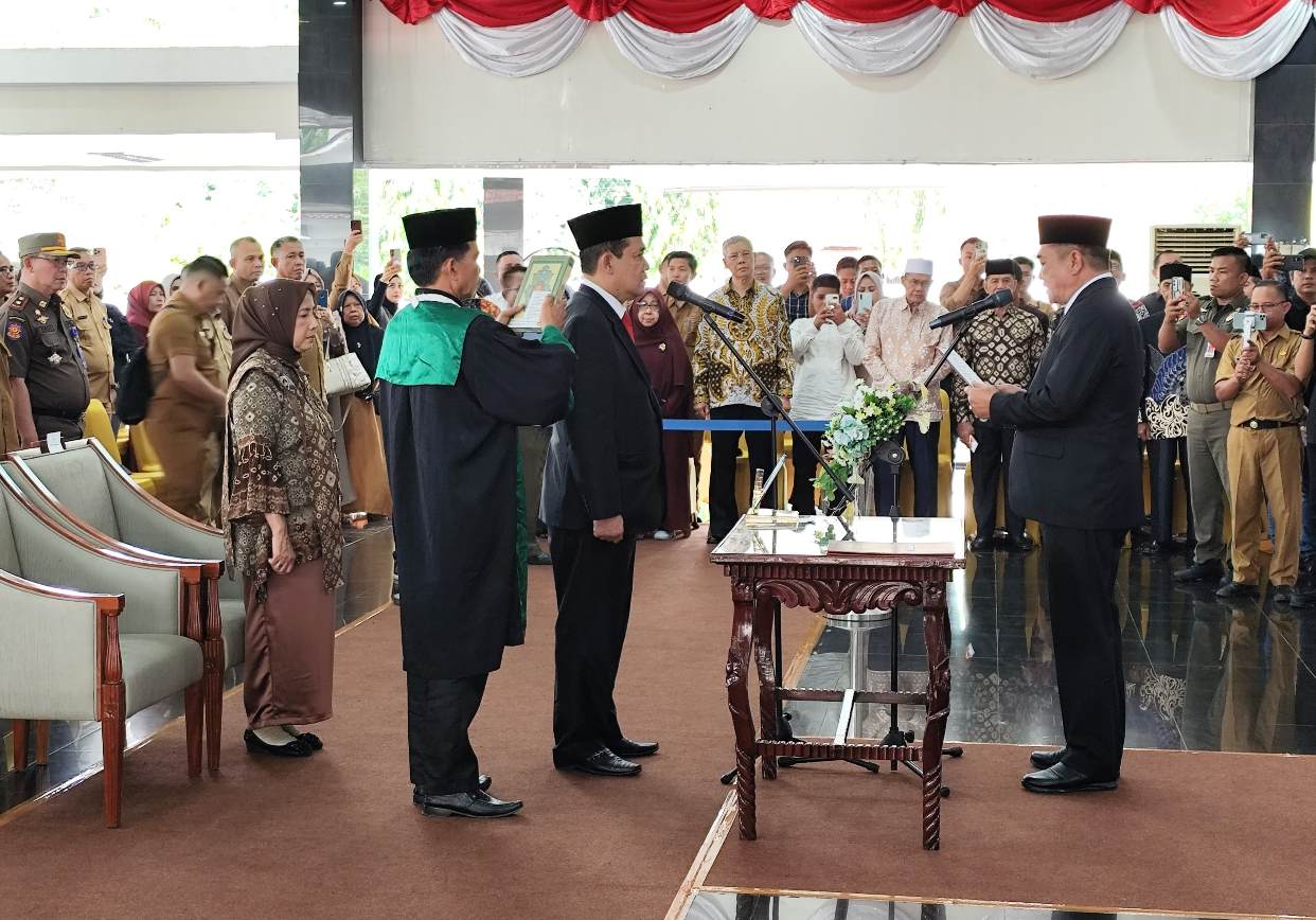 Syafaruddin Jabat Pj Sekda Muba, Bupati: Tugas Besar di Pundak Anda Dalam Mengelola Pemerintahan yang Kondusif