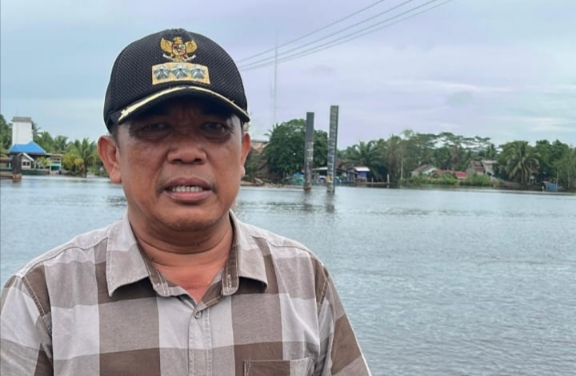 Camat Pastikan Tidak Ada Kapal Muatan Batubara Melintas Dibawah Jembatan Lalan