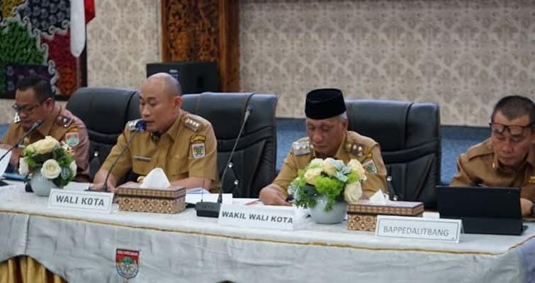 Wali Kota Lubuk Linggau Pimpin Rapat Sinkronisasi Program Perangkat Daerah dengan Visi Linggau Juara
