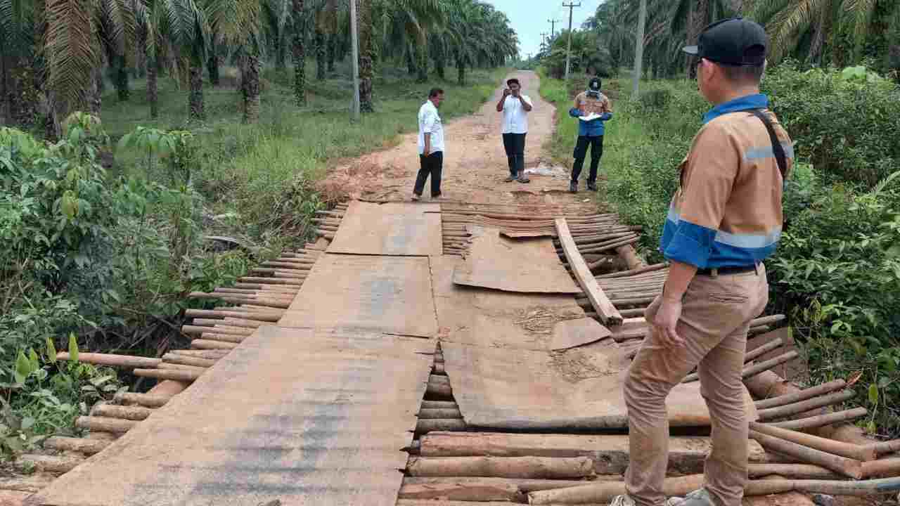 Alhamdulillah, Pemkab Muba Segera Perbaiki Jembatan Desa Warga Mulya (B4)