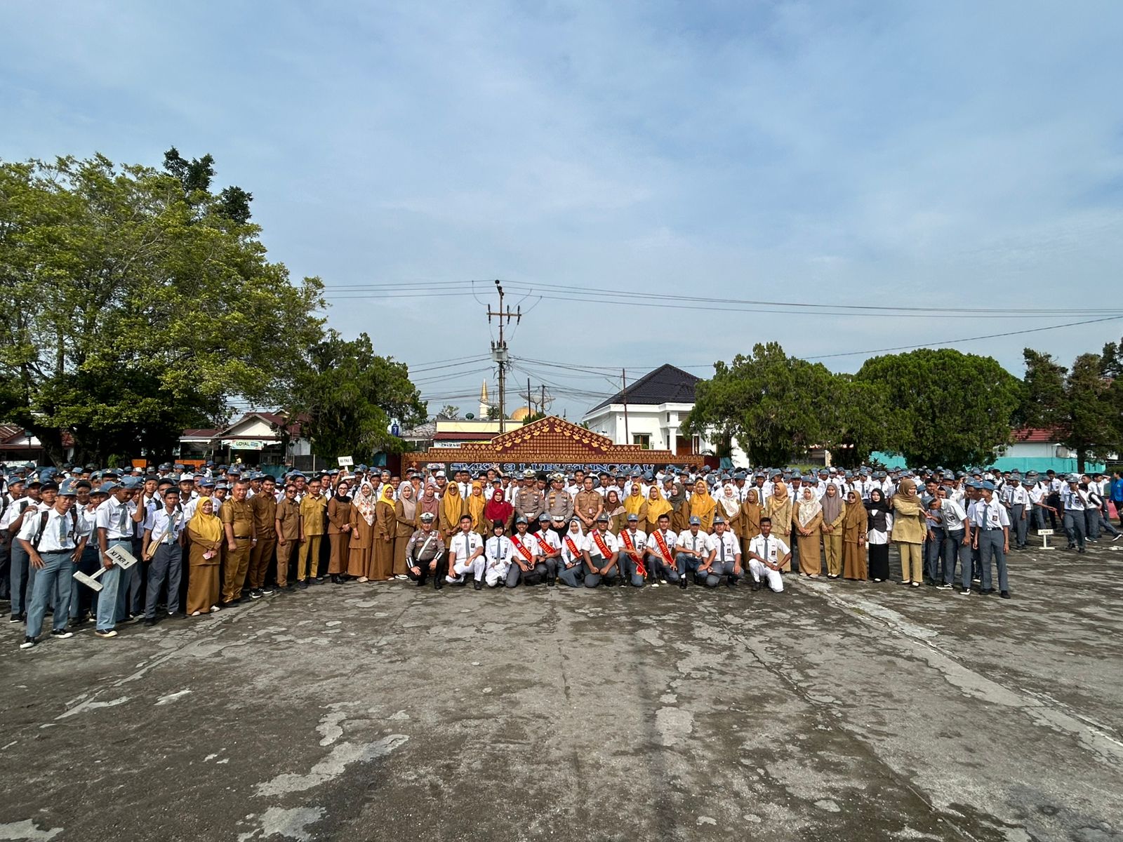 Kolaborasi Apik Satlantas Polres Lubuk Linggau dan SMK Negeri 3 Wujudkan Pelajar Disiplin dan Sadar Hukum