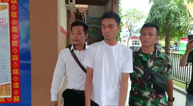 Imingi Korban Kerja di PT Angkasa Pura, Pria Asal Manado Dibawa ke Kantor Polisi 