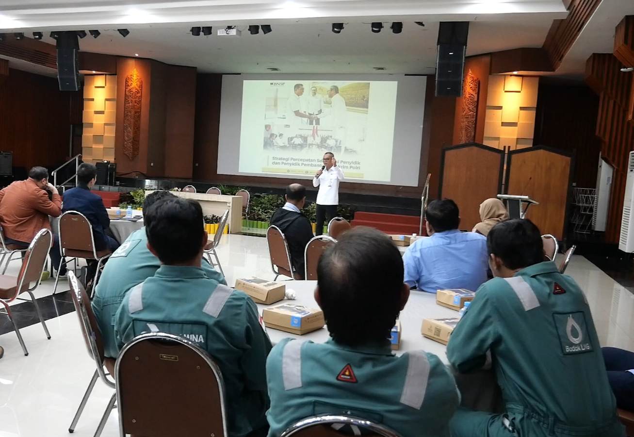 Badak LNG Selenggarakan Seminar Kebijakan Terbaru BNSP