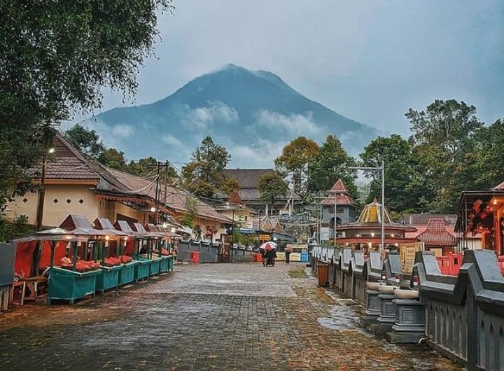 3 Fakta Tentang Pesugihan di Gunung Kawi yang Jarang Orang Tidak Tahu, Benarkah Mendatangkan Kekayaan?