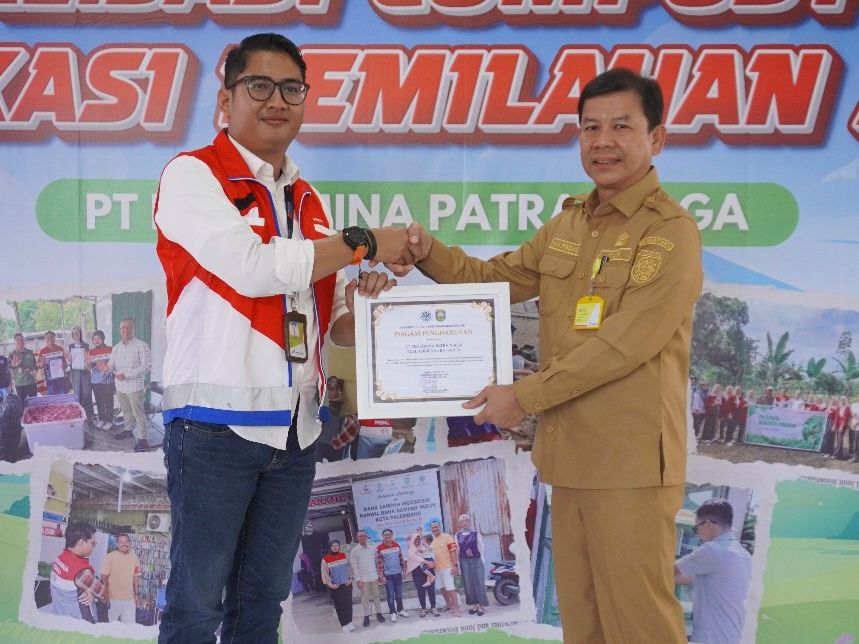 Pertamina Raih Penghargaan DLH atas Pengelolaan 1 Ton Sampah Harian Desa Banu Ayu