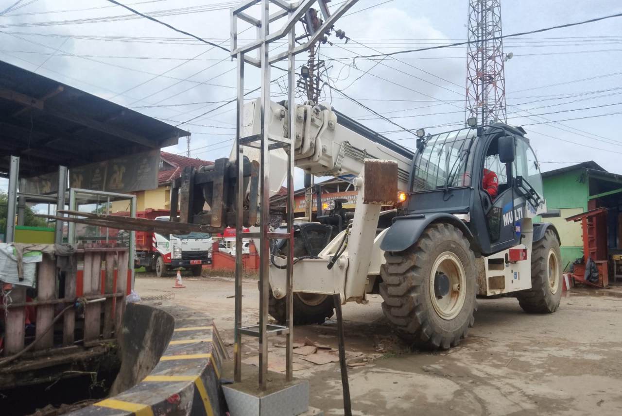 Pertamina EP Sangasanga Field Lakukan Normalisasi Drainase di Wilayah Operasi