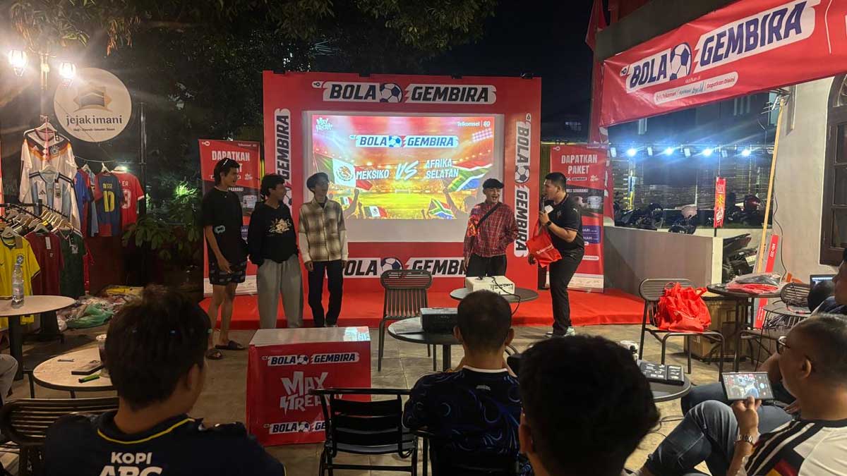 Telkomsel Hadirkan Nonton Bareng Bola Gembira MAXStream TV