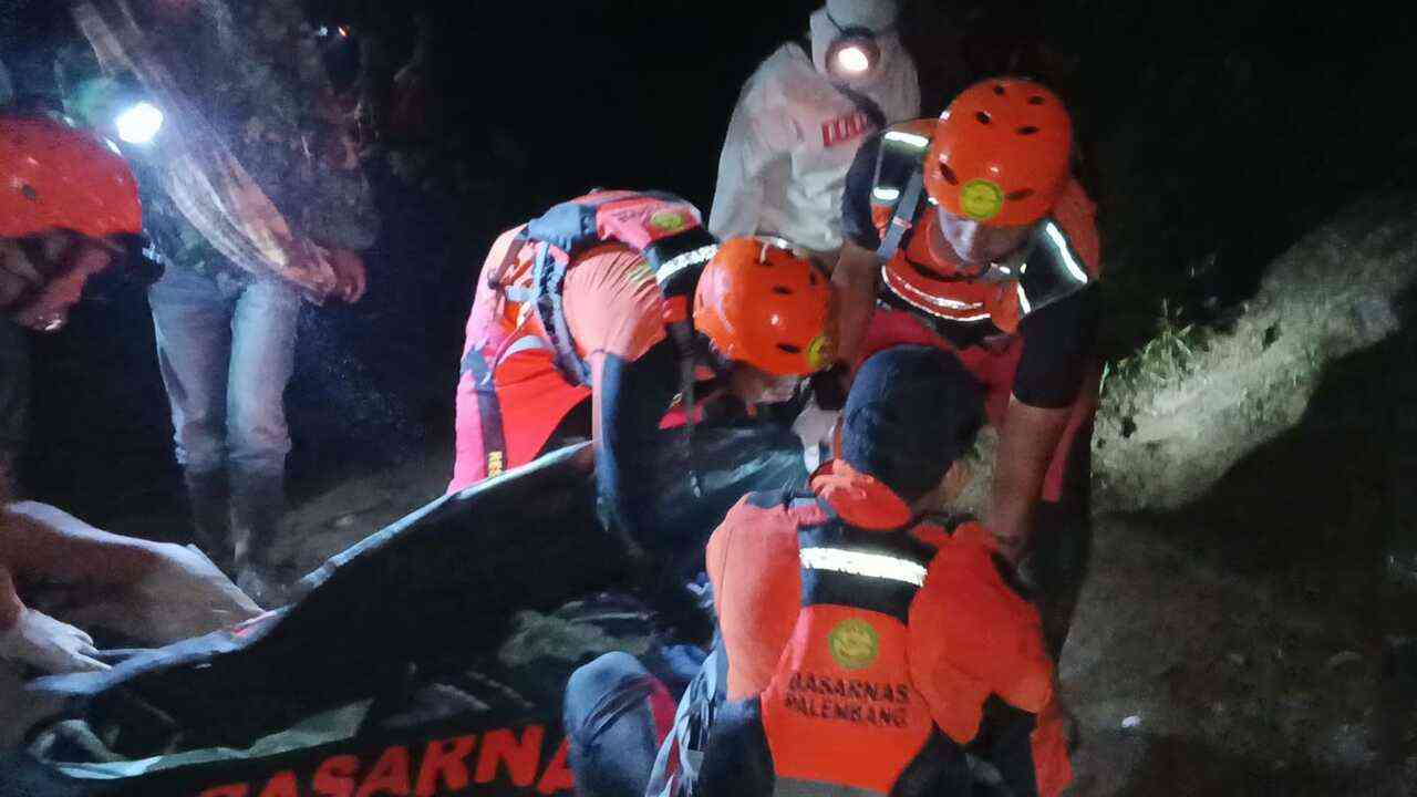 Pencarian Berakhir, Tim SAR Gabungan Temukan Jasad Remaja di Curug Besemah
