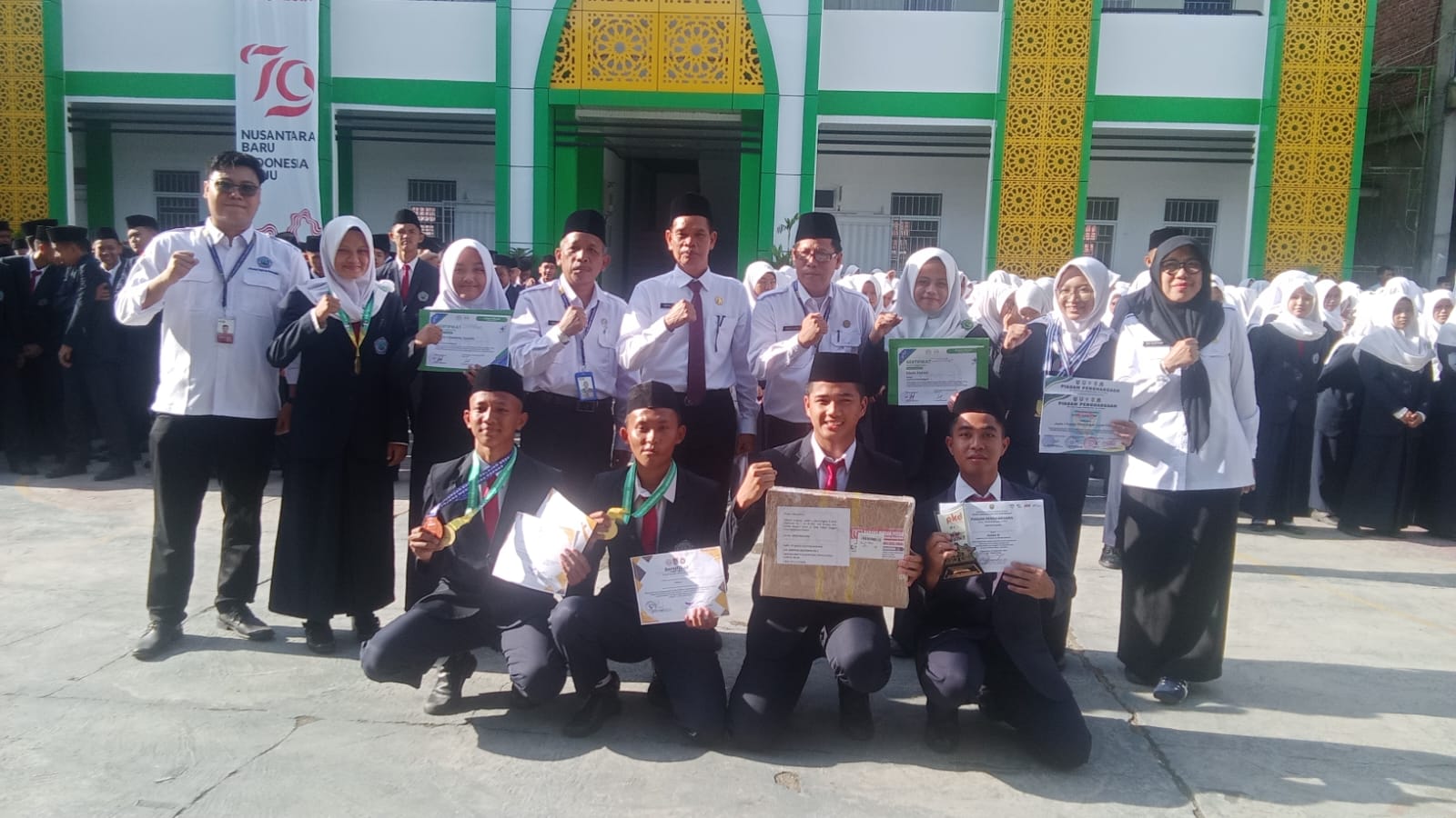 Dalam Dua Pekan, Pelajar MAN 1 Lubuklinggau Ukir 15 Prestasi di Bidang Akademik dan Non Akademik 