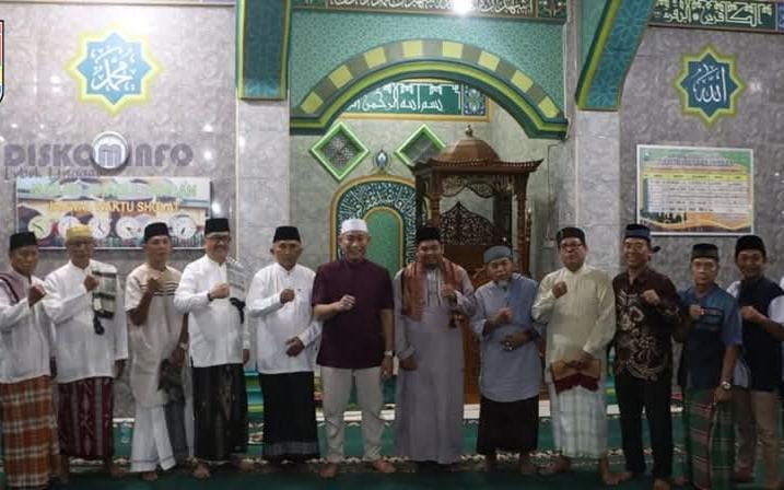 Wali Kota Lubuk Linggau Safari Ramadhan di Masjid Jihadul Ikhsan Tapak Lebar 