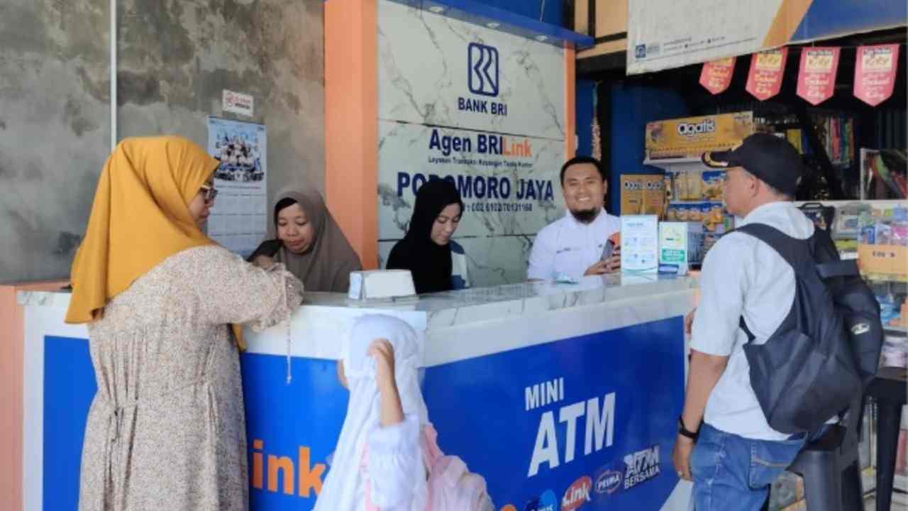 AgenBRILink Dekatkan Akses Layanan Keuangan bagi Petani di Kabupaten Gowa