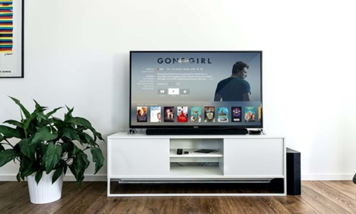 6 Rekomendasi TV LED Terbaik, Beli Sekarang Pakai Promo 12.12 Blibli Biar Hemat! 