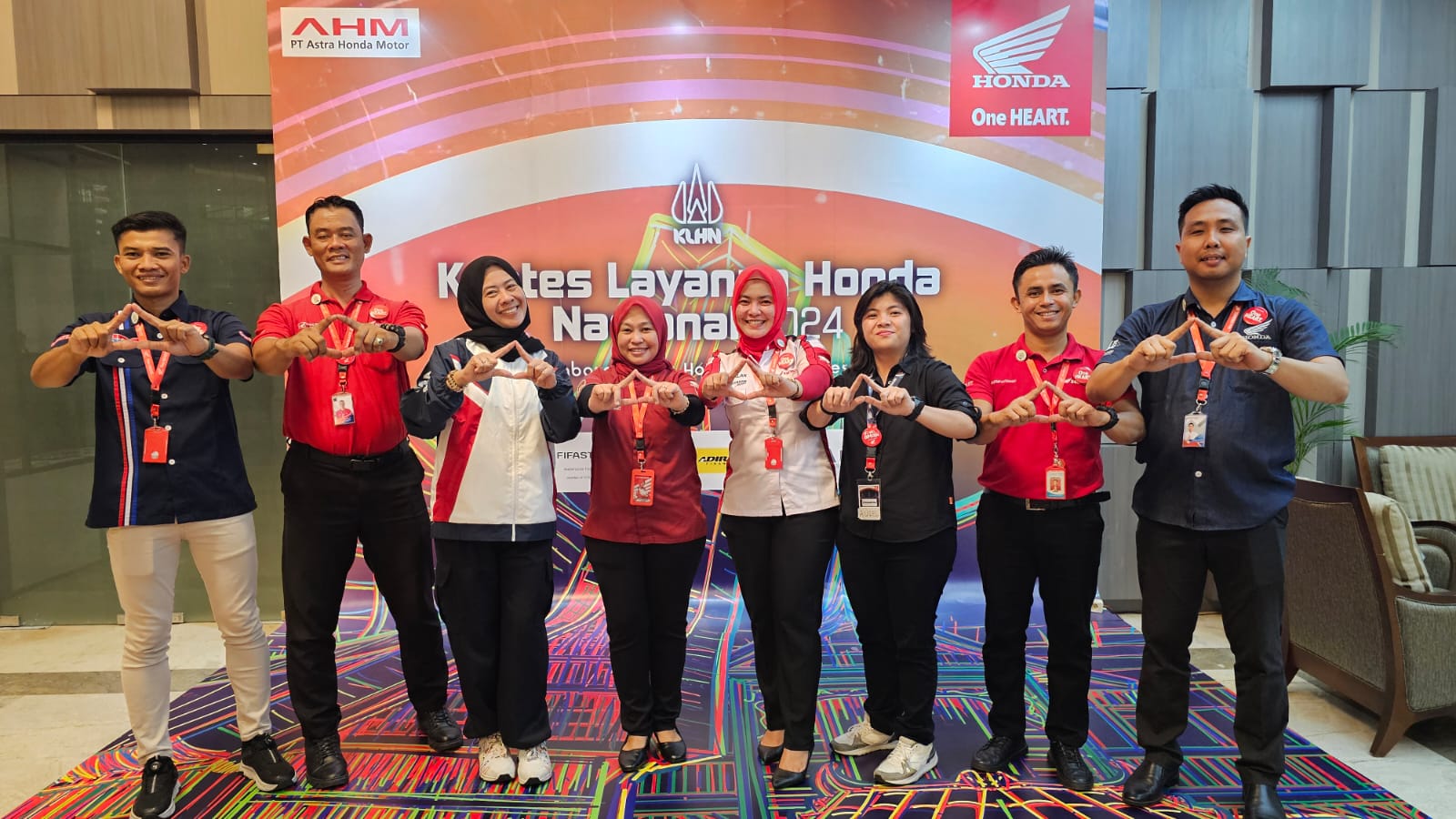 Perwakilan Astra Motor Sumsel Raih Juara 2 di Ajang Kontes Layanan Honda Nasional 2024