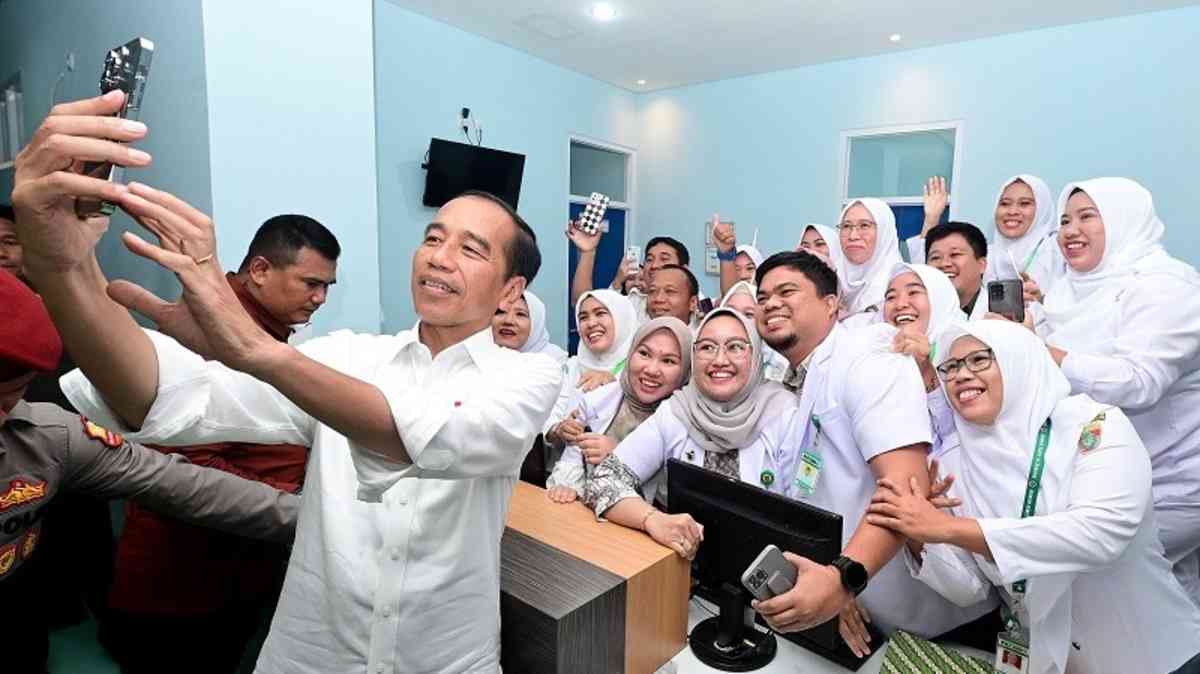 Tinjau Pelayanan RSUD dr Sobirin Musi Rawas, Presiden Jokowi Berinteraksi dengan Pasien dan Pengunjung 