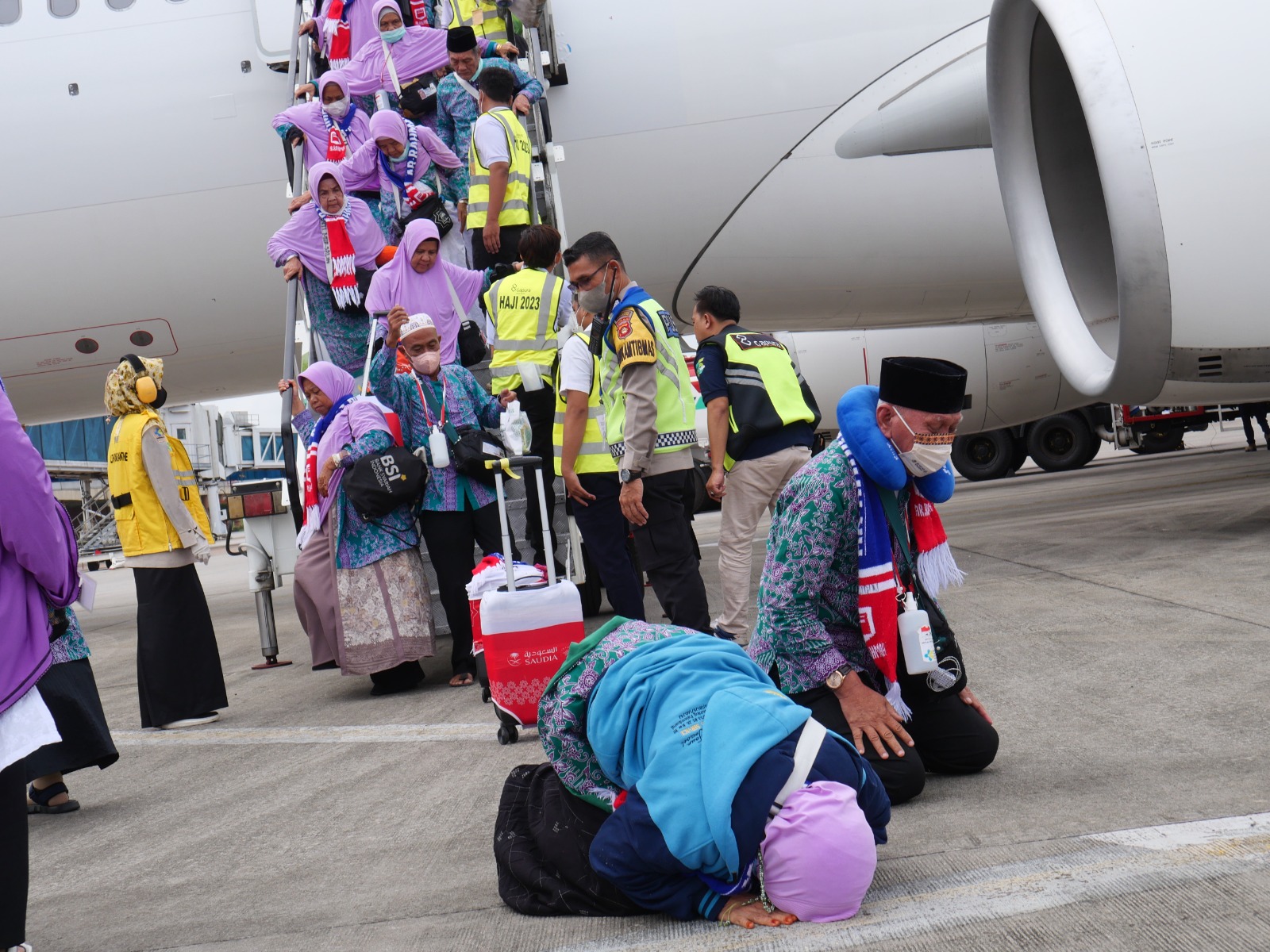 Jemaah Haji Kloter 4 Tiba di Palembang, Satu Dirujuk ke Rumah Sakit 