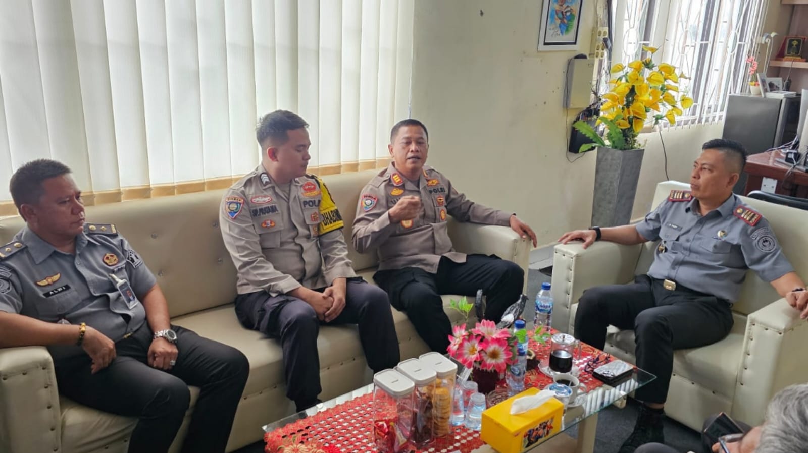 Sinergitas Kasat Binmas Polres OKU dan Anggota, Sambangi Rutan Baturaja untuk Tingkatkan Pembinaan Keamanan