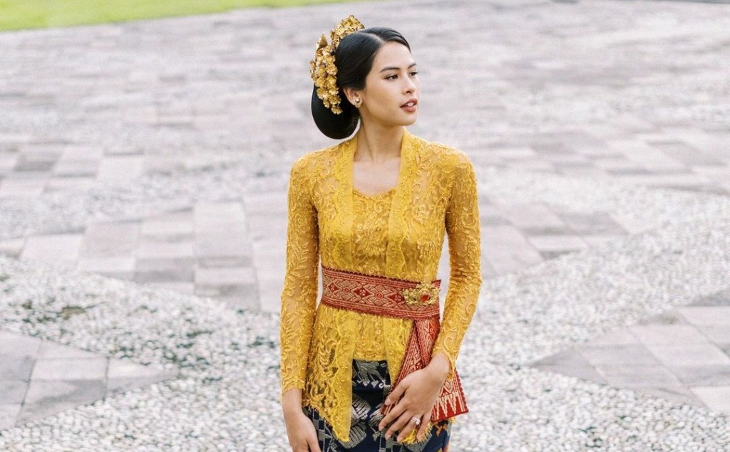 Potret Cantik Maudy Ayunda sebagai Juru Bicara Presidensi G20 Indonesia 2022 di Bali