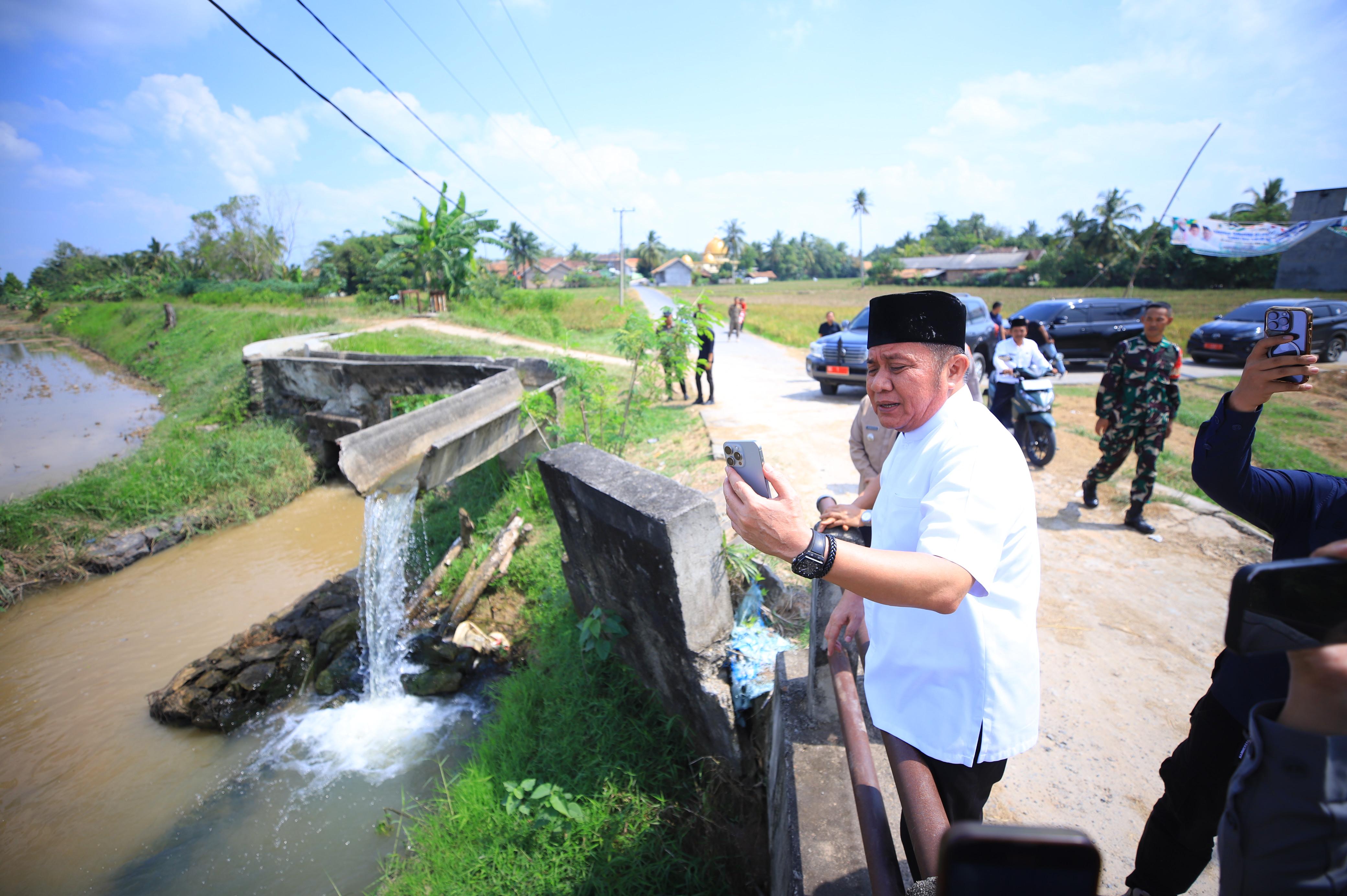 Gerak Cepat Herman Deru Langsung Hubungi BBWS untuk Perbaiki Irigasi Sawah yang Rusak di OKU Timur 