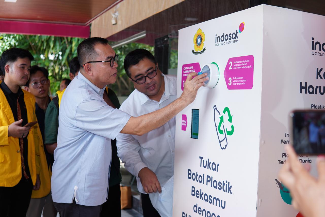 Indosat Luncurkan Program CSR di Universitas Sriwijaya, Ubah Sampah Jadi Pulsa 