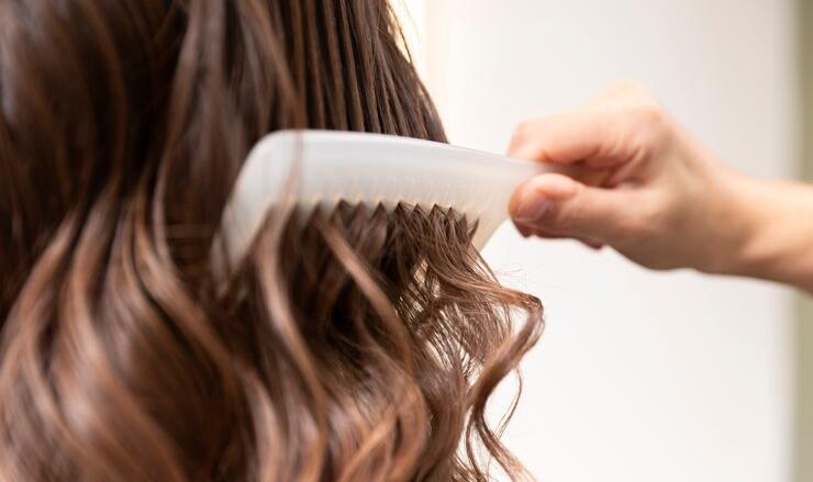 Rambut Lebih Sehat dan Halus! Ini 10 Produk Keratin yang Bagus untuk Rambut Bergelombang