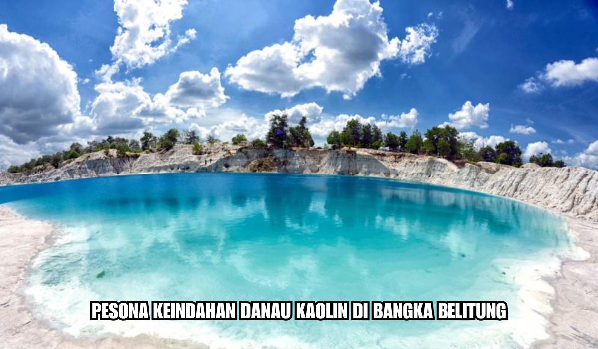 Liburan Asyiknya ke Destinasi Wisata Danau Kaolin di Bangka Belitung, Airnya Berwarna Biru Bikin Terpukau