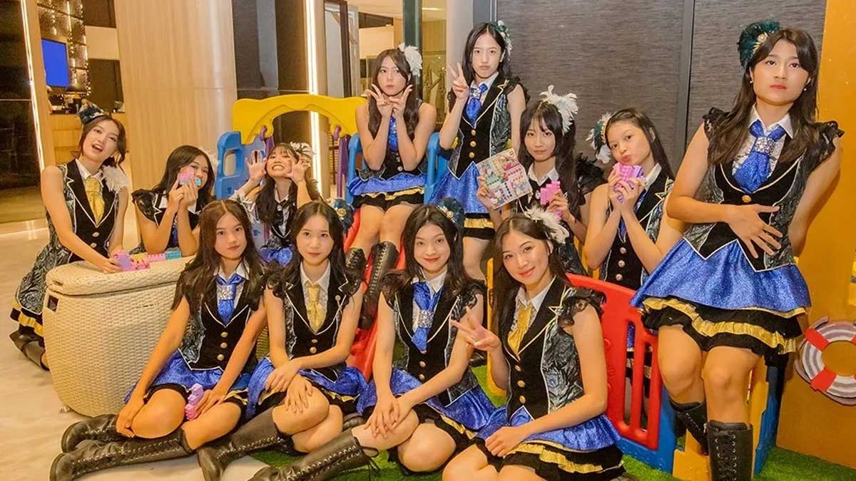 JKT48 Bikin Heboh di TV Show Shopee, Yuk Cari Tahu Asal Usul Grup Idol Ini?