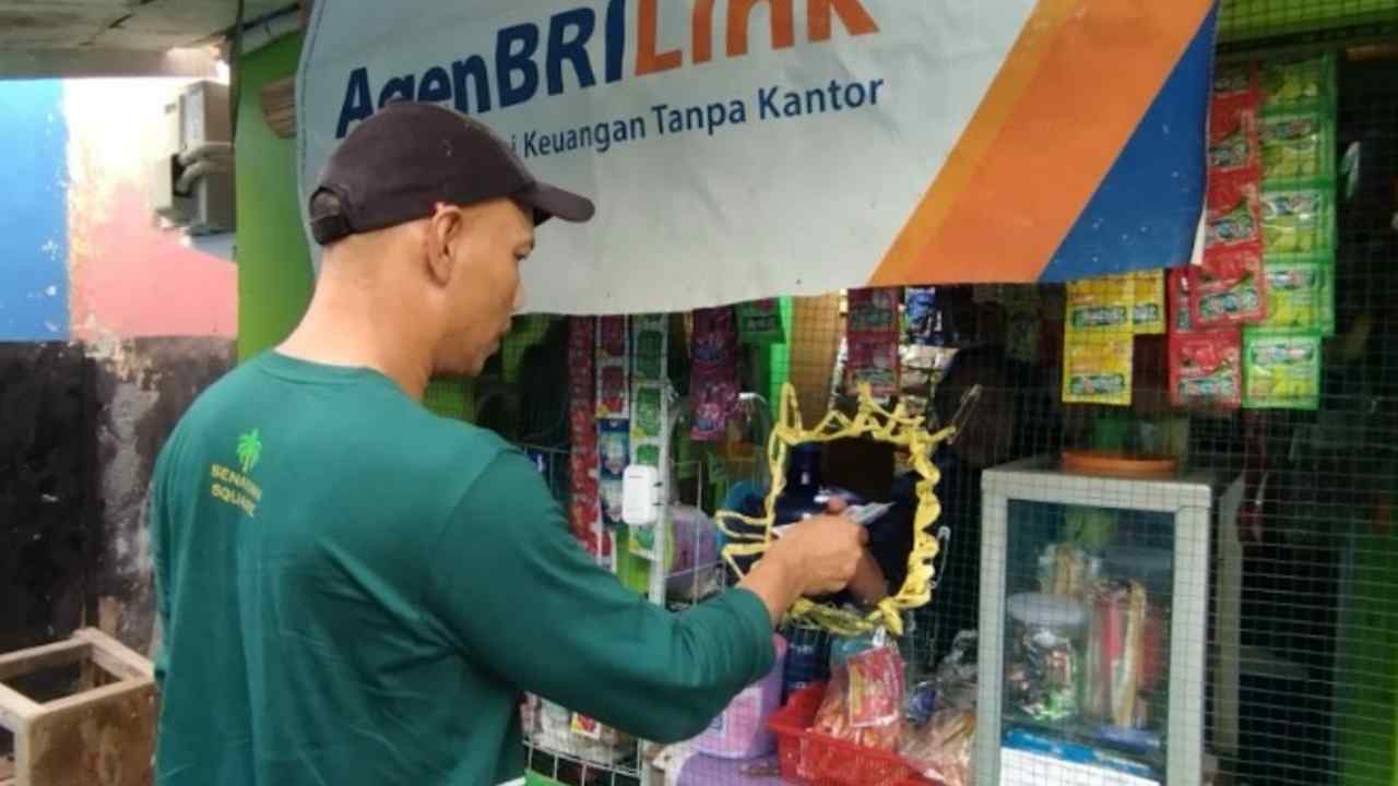 Bergabung Menjadi AgenBRILink, Pendapatan Pelaku UMKM di Simalungun Ini Meningkat 