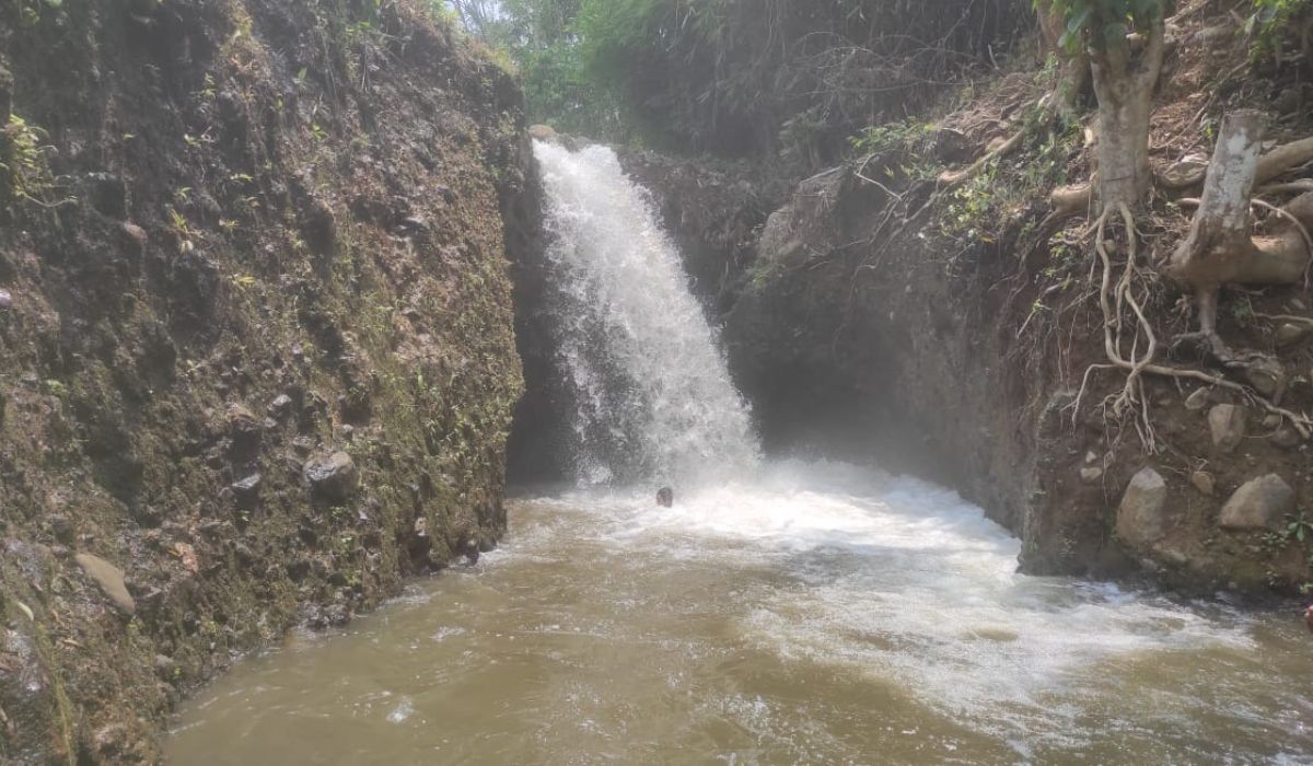 Air Terjun Ini Baru Saja Ditemukan Lho, hanya 10 Menit dari Desa Sawah Kabupaten Empat Lawang