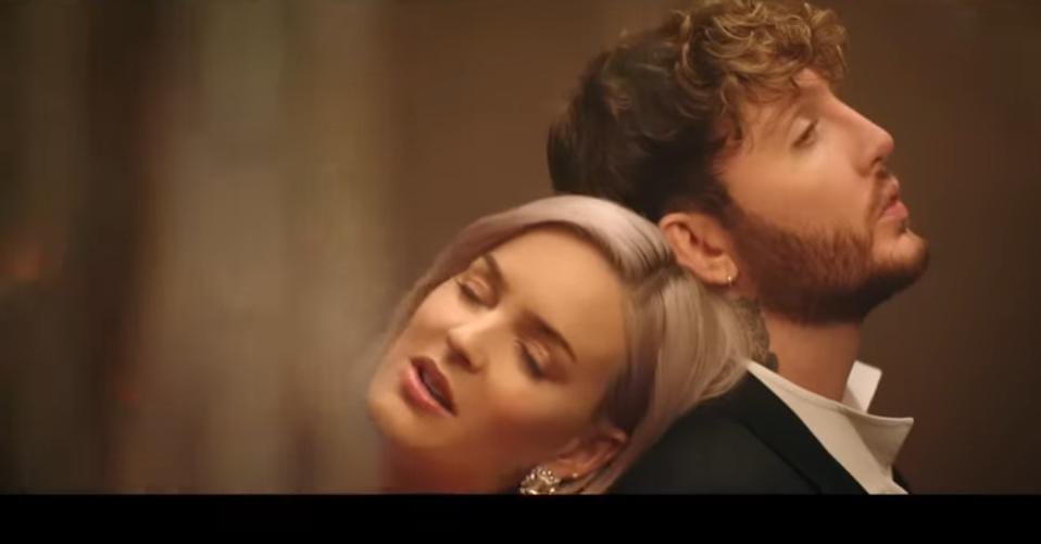 Lirik Lagu Rewrite The Stars - Anne Marie Feat James Arthur dan Terjemahannya