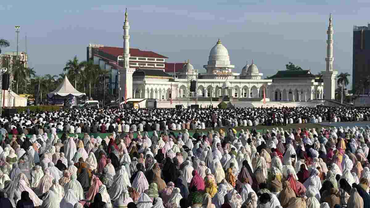 Alasan Masjid Al-Azhar Jaksel Gelar Salat Idul Adha, Pun Begitu dengan Masjid Al-Mustanir Palembang Hari ini