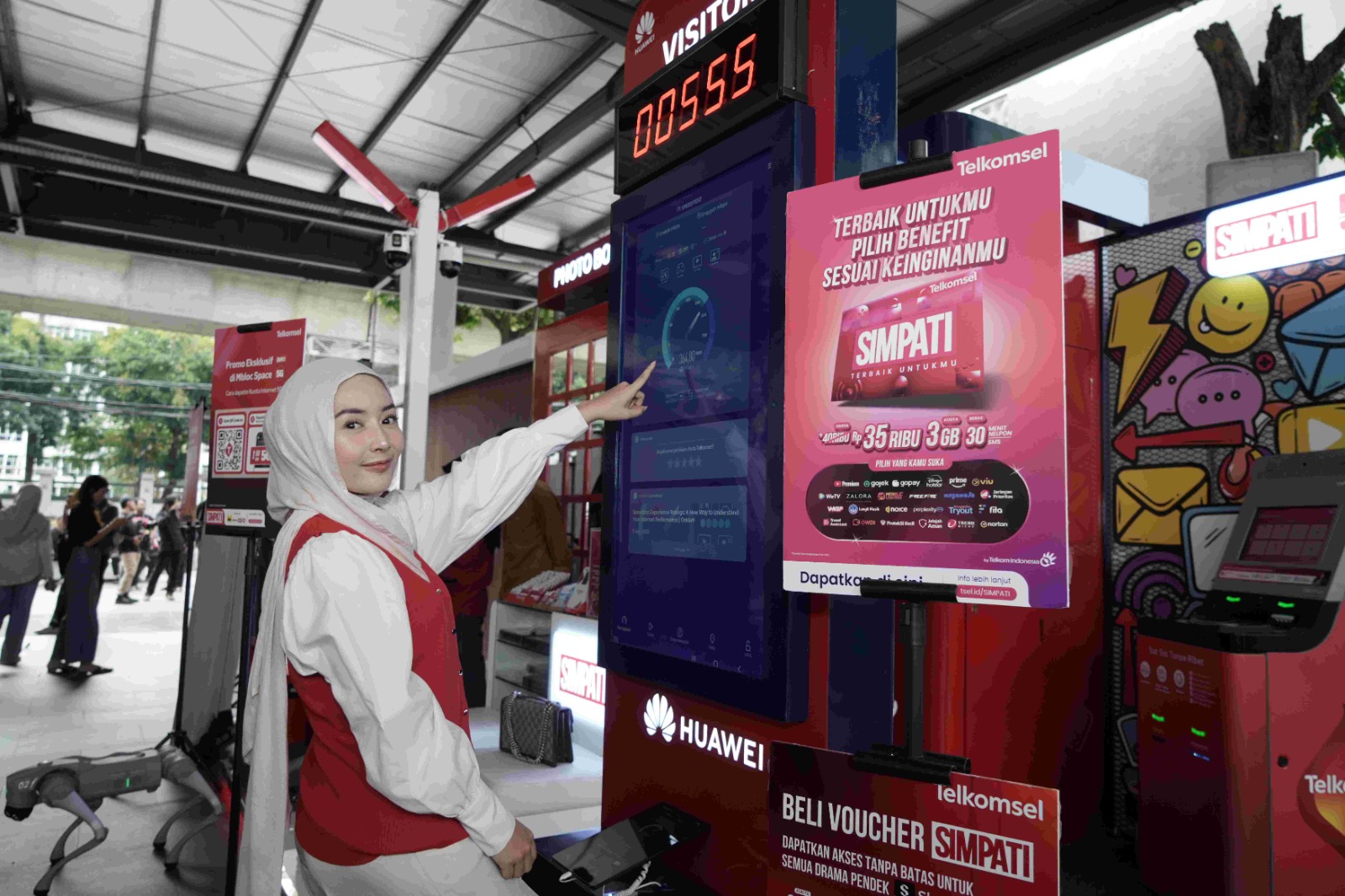 Telkomsel Melayani Sepenuh Hati, Jaringan Andal dengan Layanan Prima di Natal 2025 Tahun Baru 2026