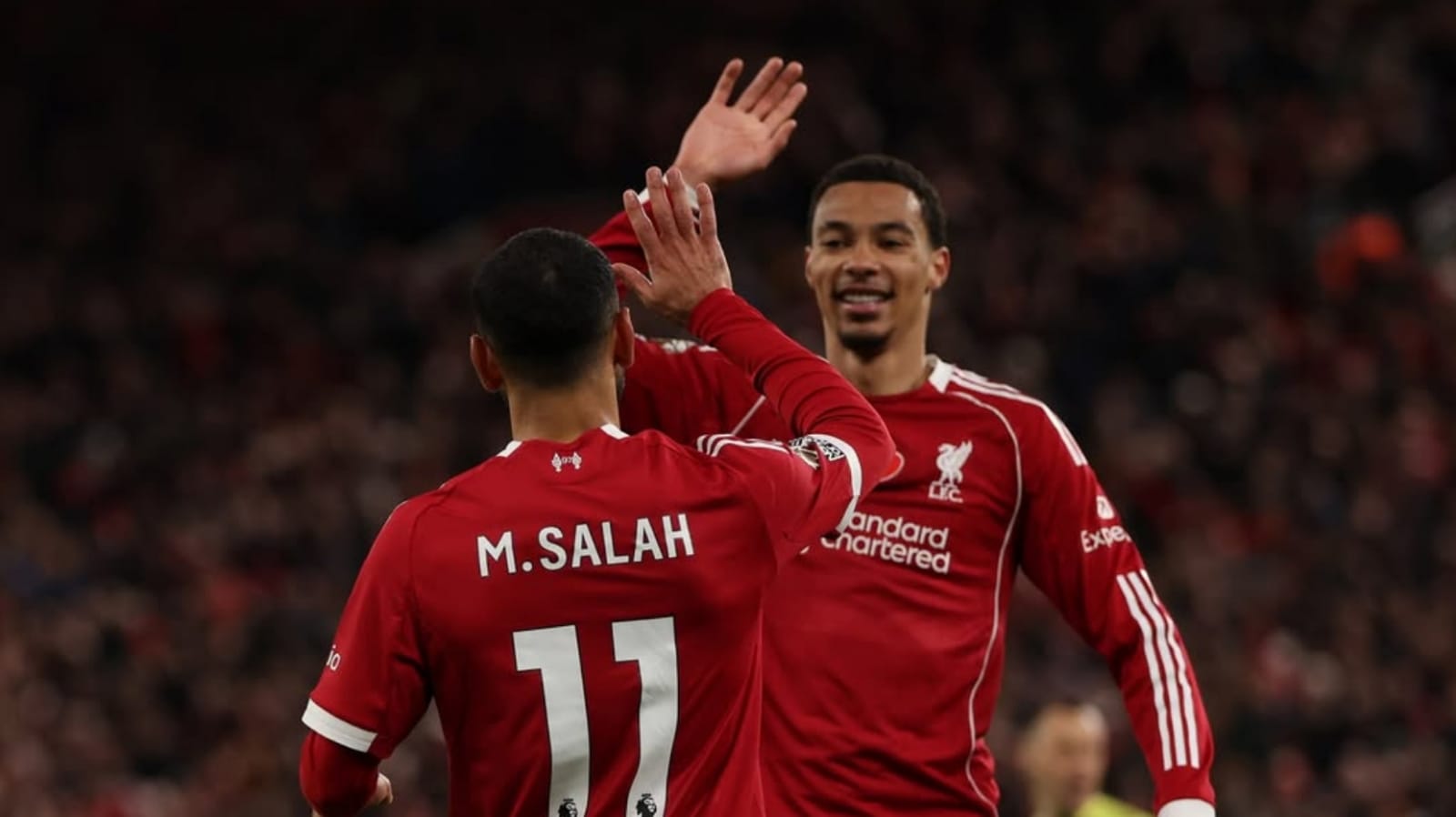 Liverpool 2-0 Aston Villa: Sang Juara Akhiri Rentetan Kekalahan Salah Menyamai Rekor Rooney 